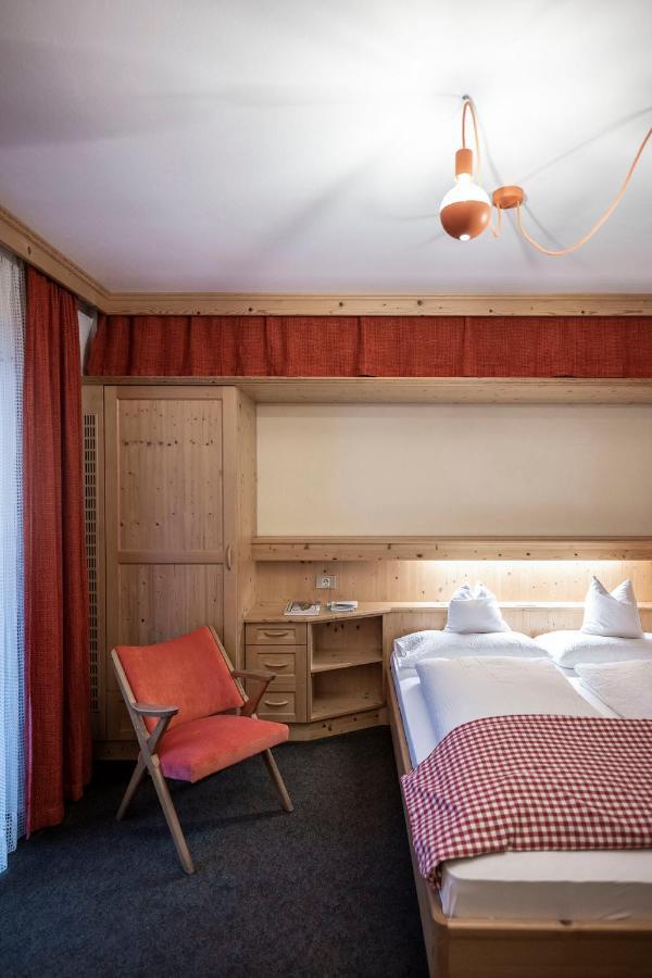 Garni Reider Hotel Sexten Exterior photo